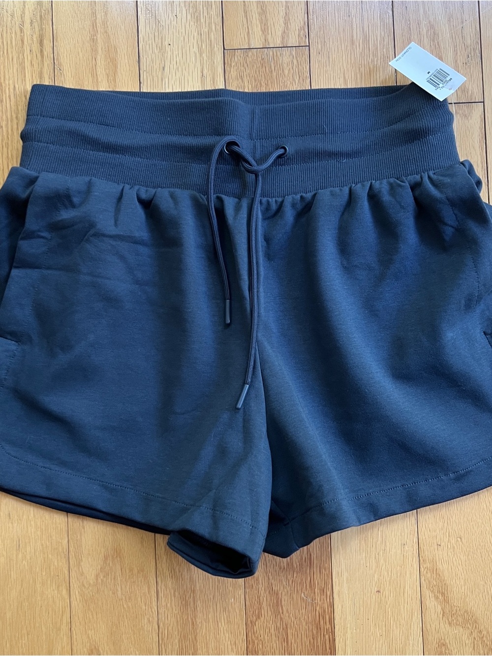 Old Navy Women's Dynamic Fleesw Drawstring Shorts